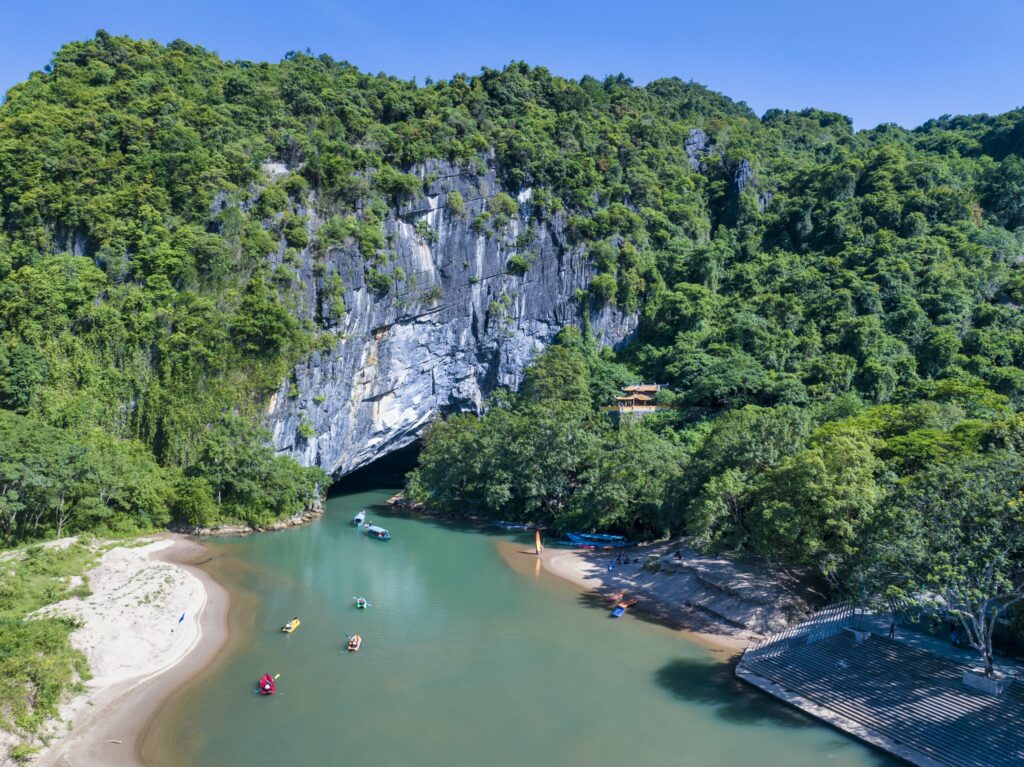 Động Phong Nha - Kỳ Quan Thiên Nhiên Tại Quảng Bình